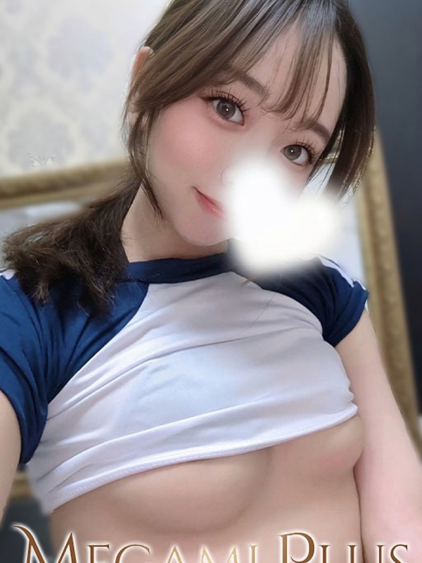 蒼井なぎさ