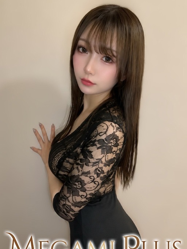 桃乃木 ゆあ