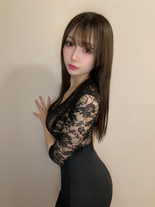 桃乃木 ゆあ